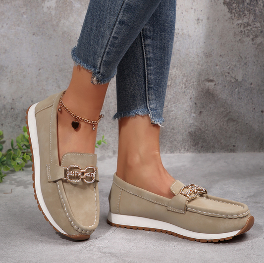 Ema | Mocasines chic con hebilla de diamantes