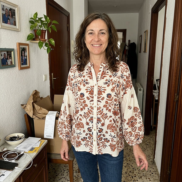 Isabel L.