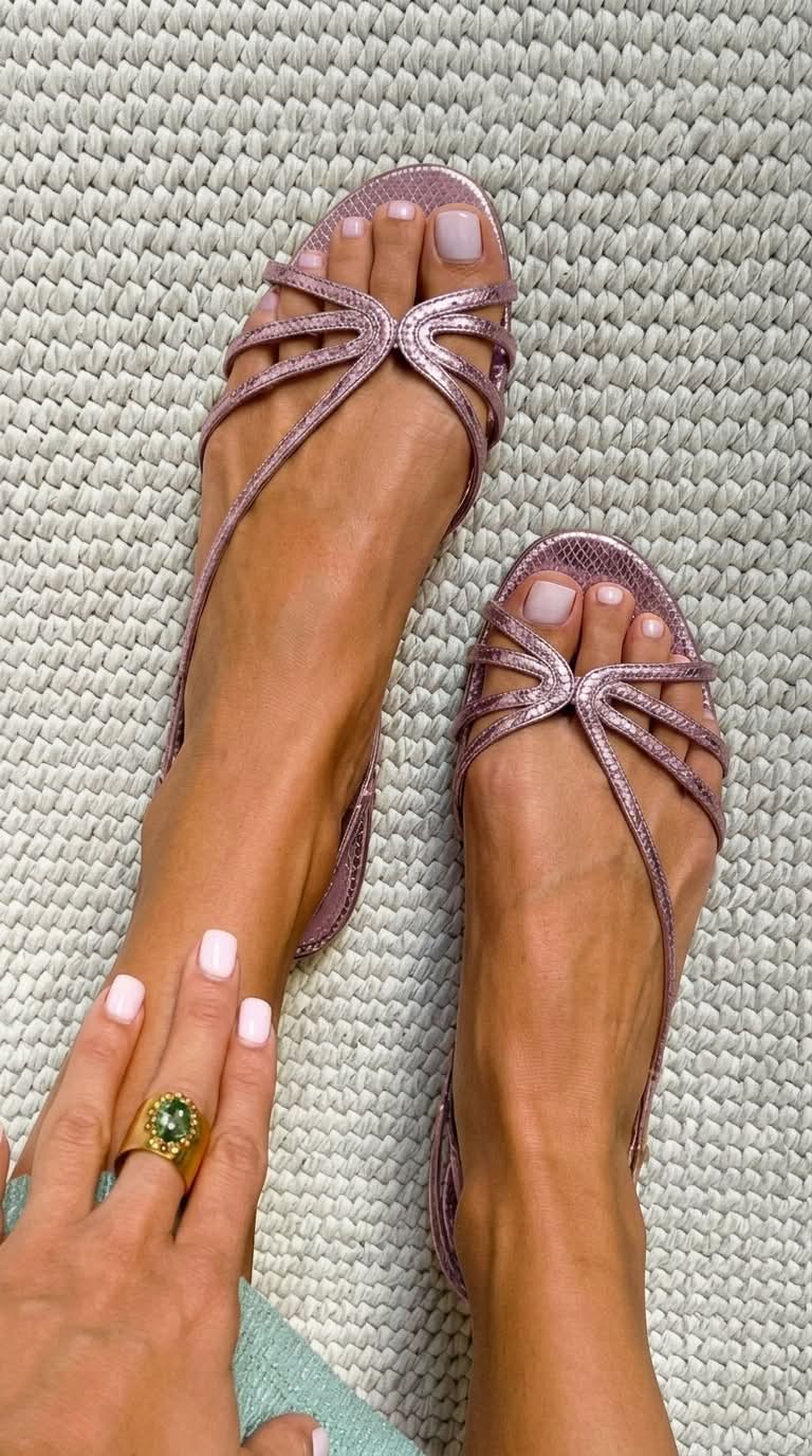 Camila ™ | Sandalias Doradas, Elegancia Estival