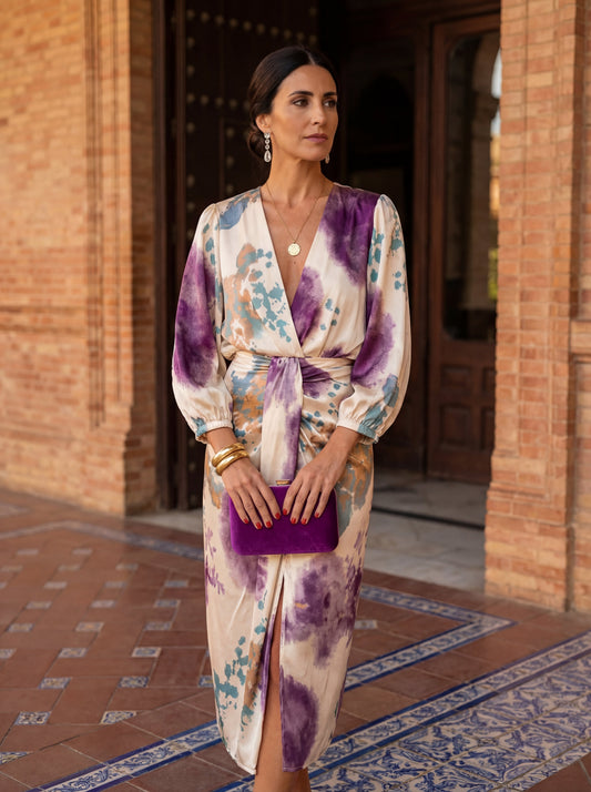 Valeria - Conjunto elegante con escote en V