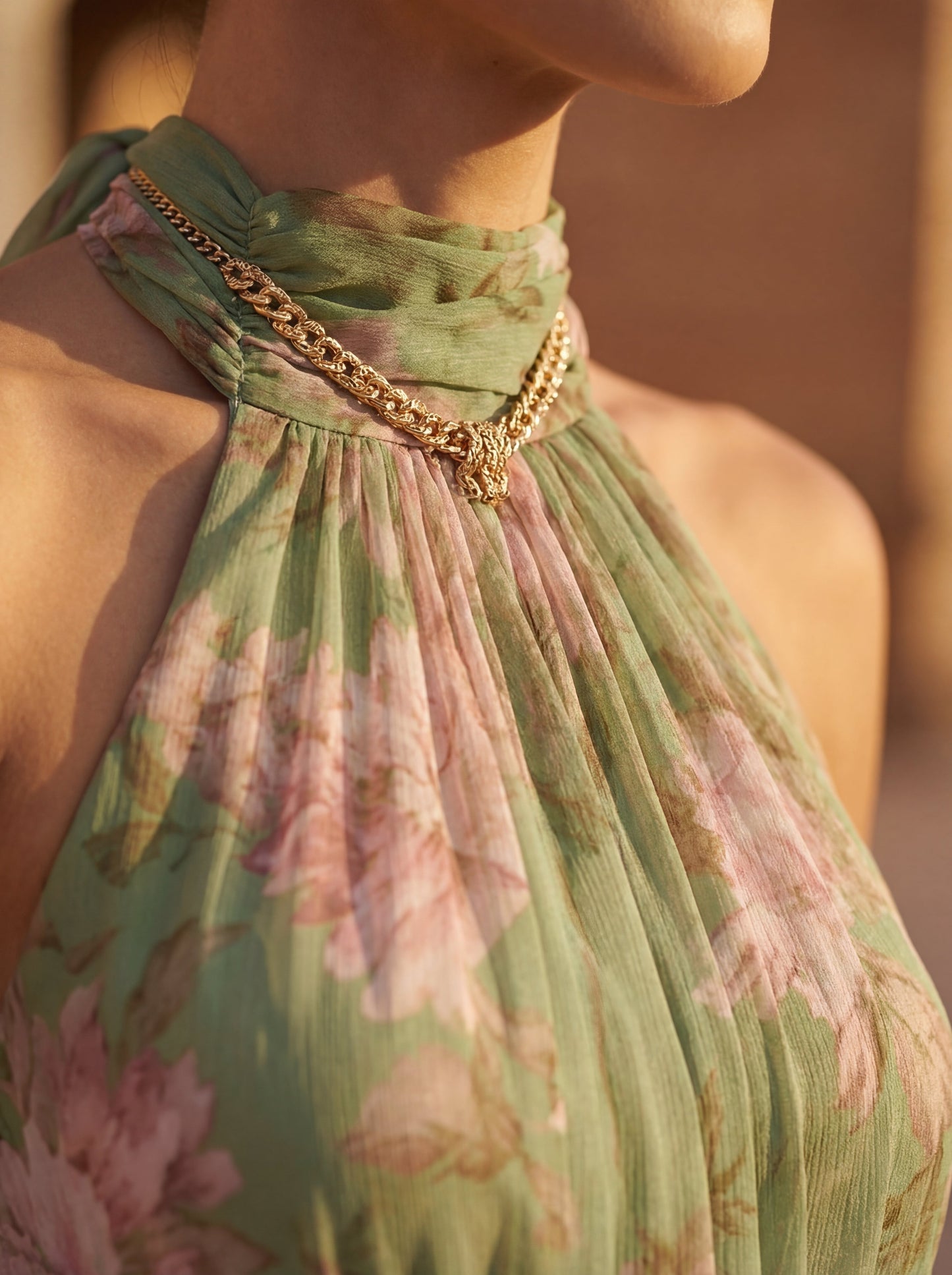 Carla | Vestido elegante fluido con estampado floral