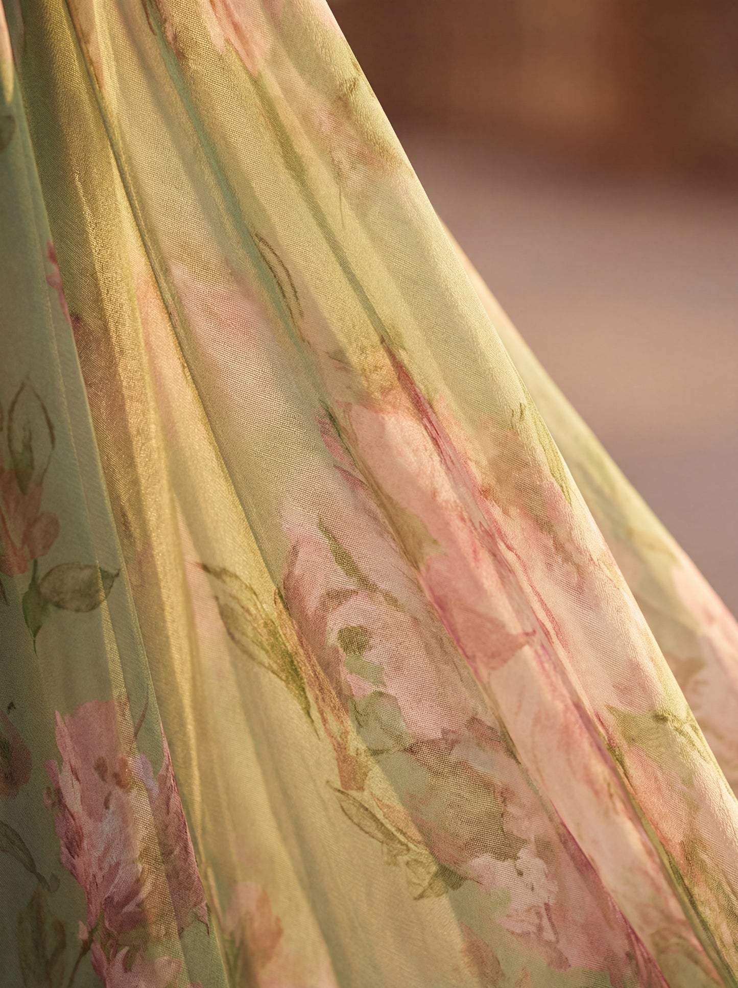 Carla | Vestido elegante fluido con estampado floral