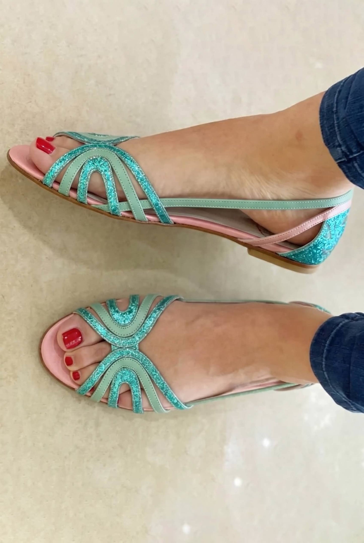 Leonor™ | Sandalias Doradas Luz de Verano