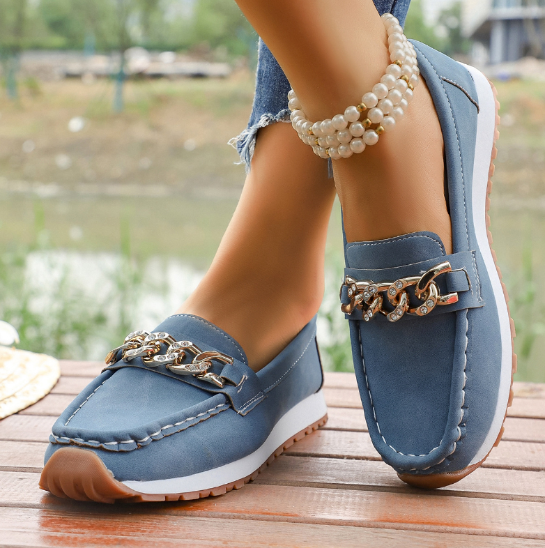 Elsa | Mocasines ortopédicos con hebilla de diamantes
