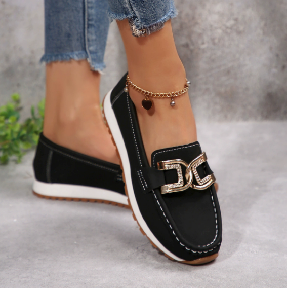 Ema | Mocasines chic con hebilla de diamantes