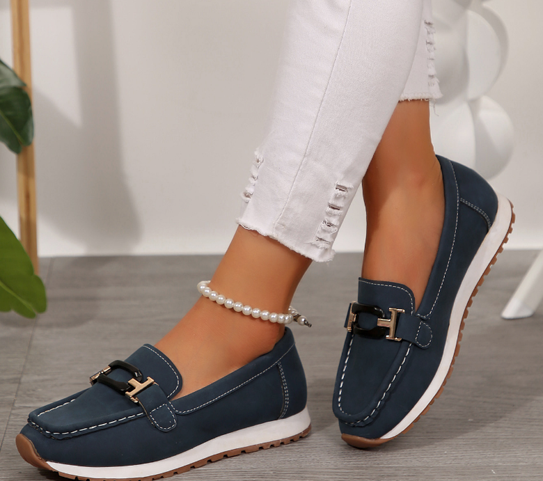 Emilia | Mocasines con cadena entrelazada